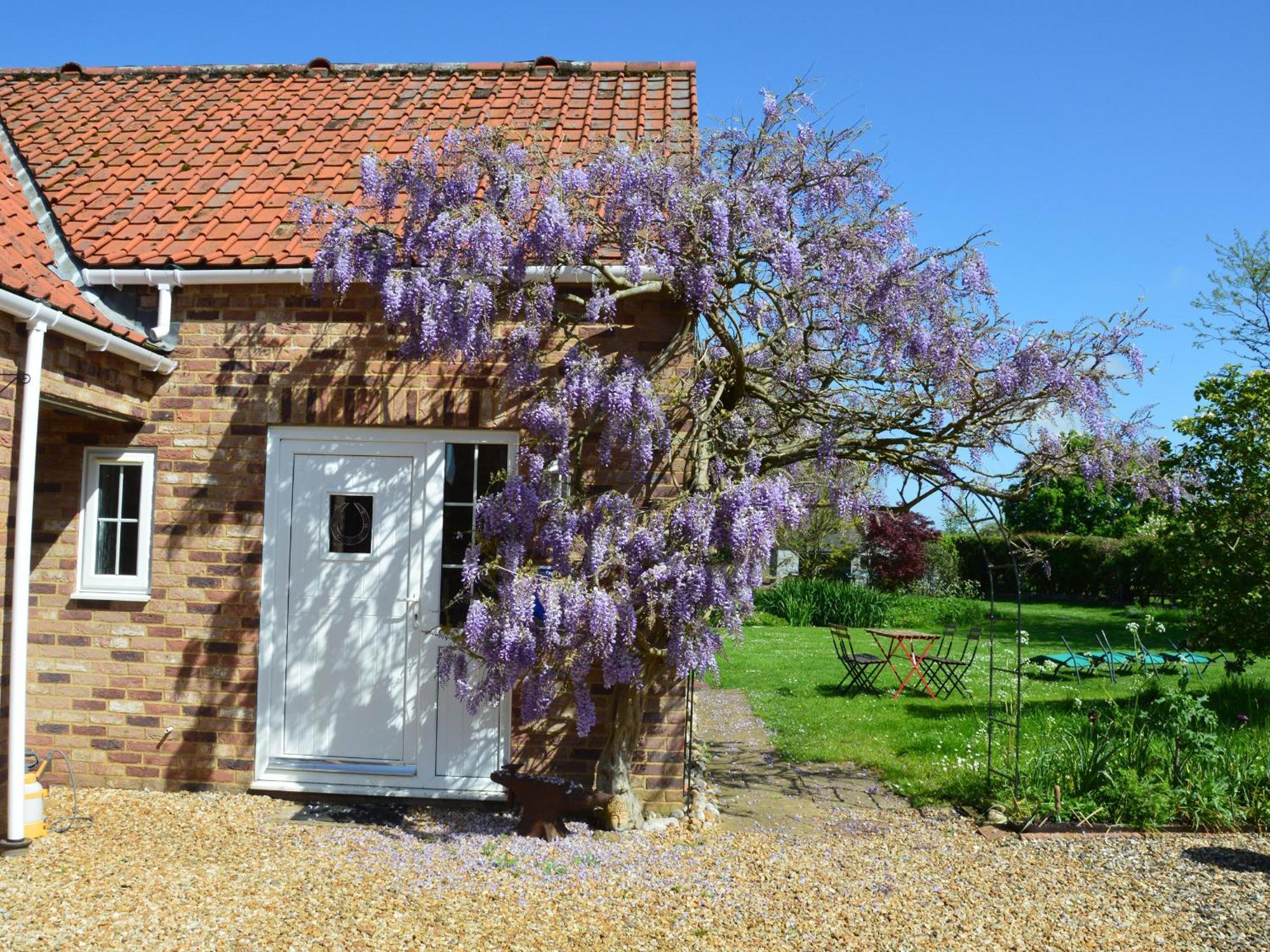 Wisteria Cottage Gayton  Esterno foto